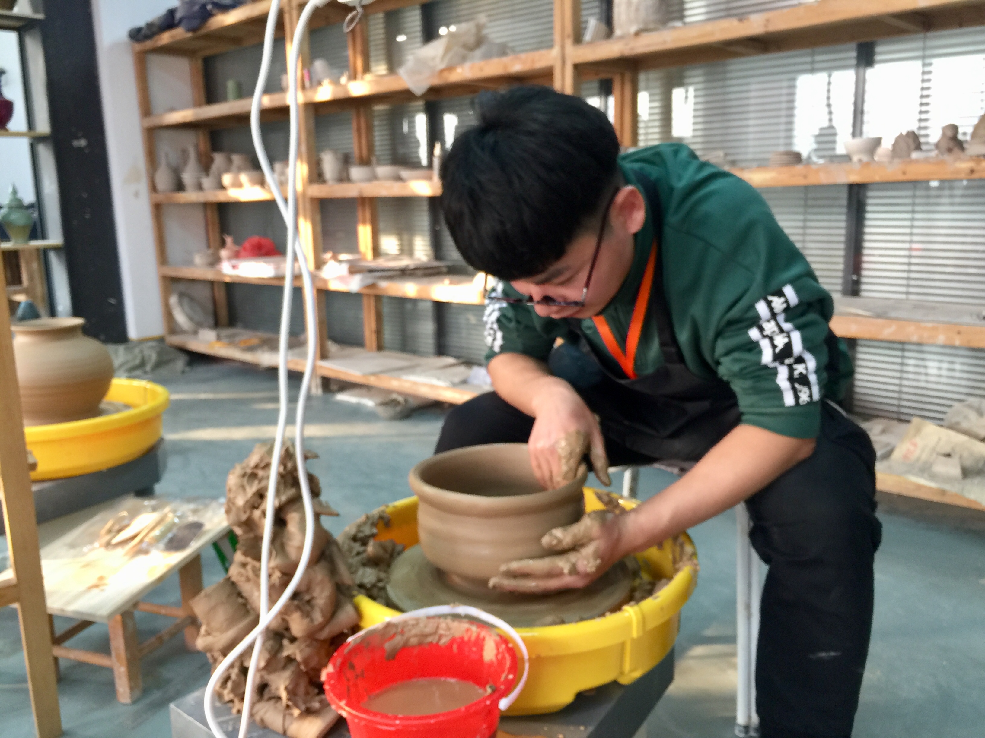 陶瓷艺术设计工作室-艺术设计学院