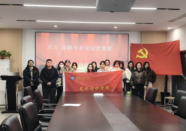 f5b9fb95d3e29c3531c12a8d8c8f3c6b